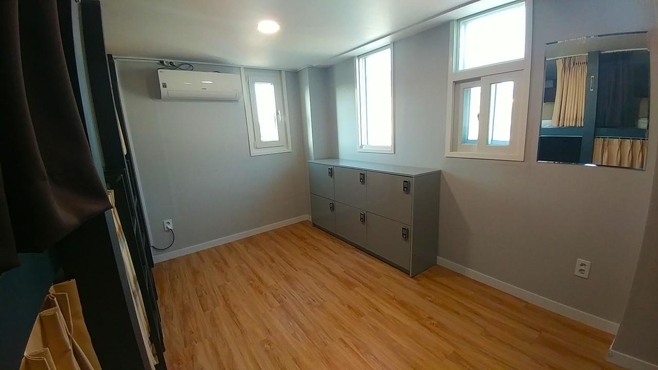 Socuri Home Guesthouse Seoul Bagian luar foto